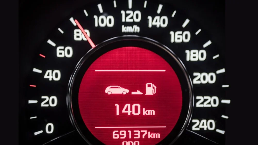 Velocímetro coche