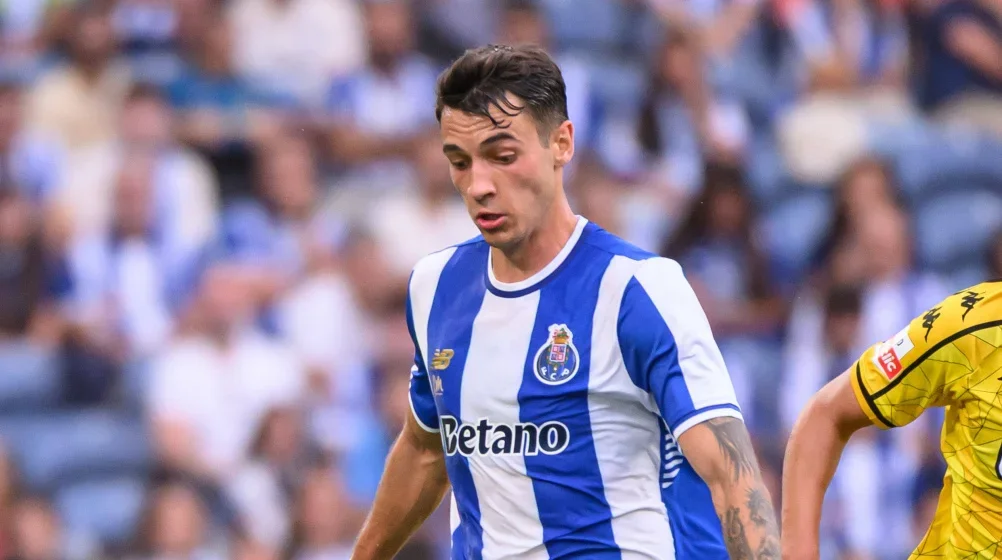 Kiwior em definitivo no FC Porto: é o sétimo reforço mais caro da história dos dragões